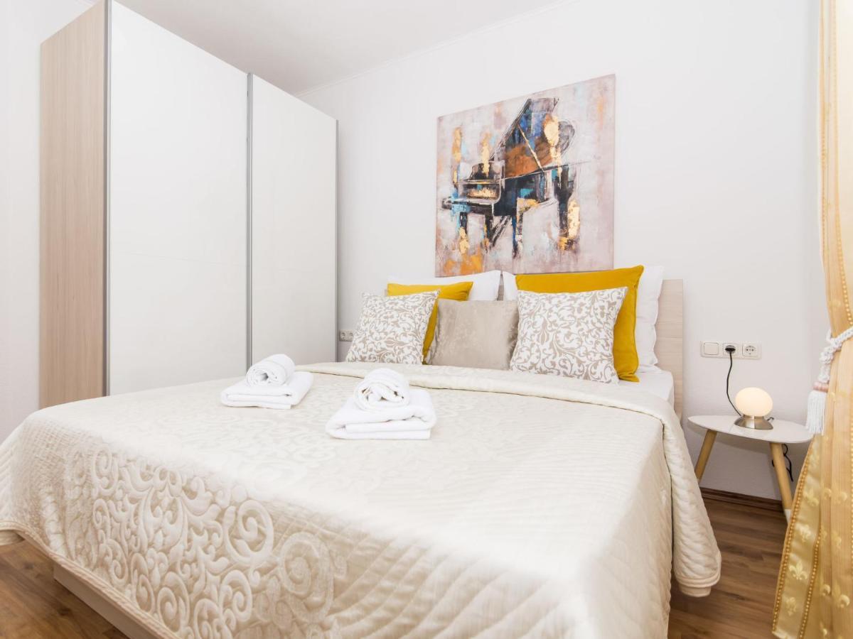 Apartment Villa Nikaroni-1 By Interhome Trogir Bagian luar foto