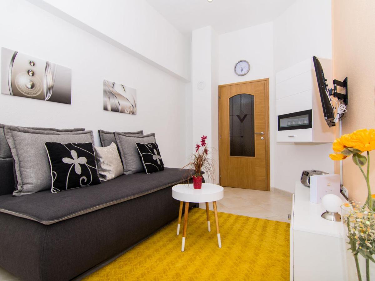 Apartment Villa Nikaroni-1 By Interhome Trogir Bagian luar foto