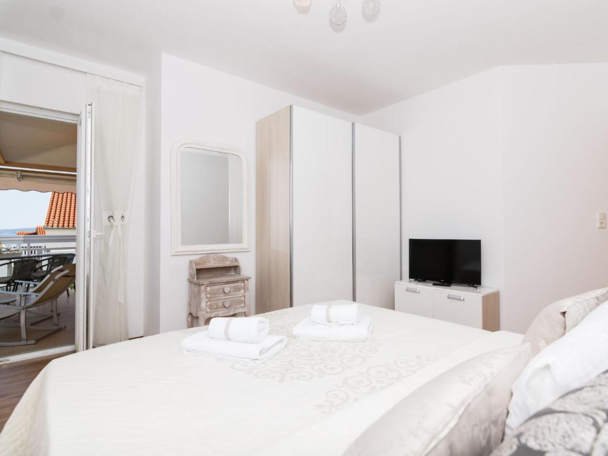 Apartment Villa Nikaroni-1 By Interhome Trogir Bagian luar foto